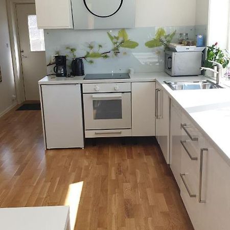 Modern Basement Apartments Stavanger, Sola Airport, Kjerag, Preikestolen מראה חיצוני תמונה